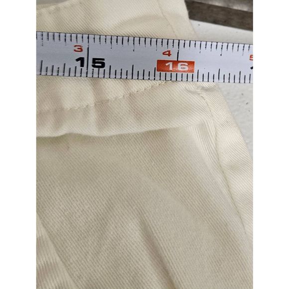 Fashion Bug White Capris - Picture 6 of 11